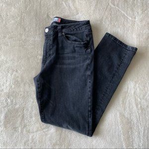Cabi, black wash high straight skinny jeans, size 10/30